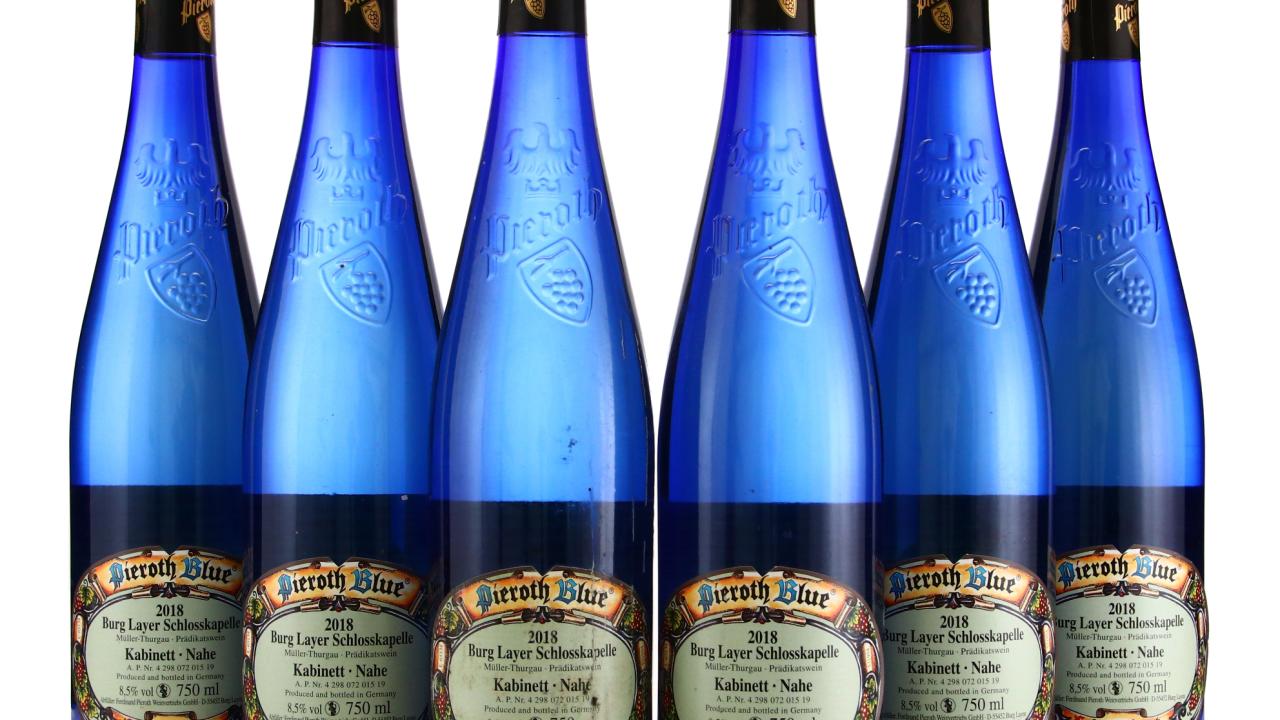 Pieroth Blue Burg Layer Schlosskapelle Kabinett 2018 Nahe Wine