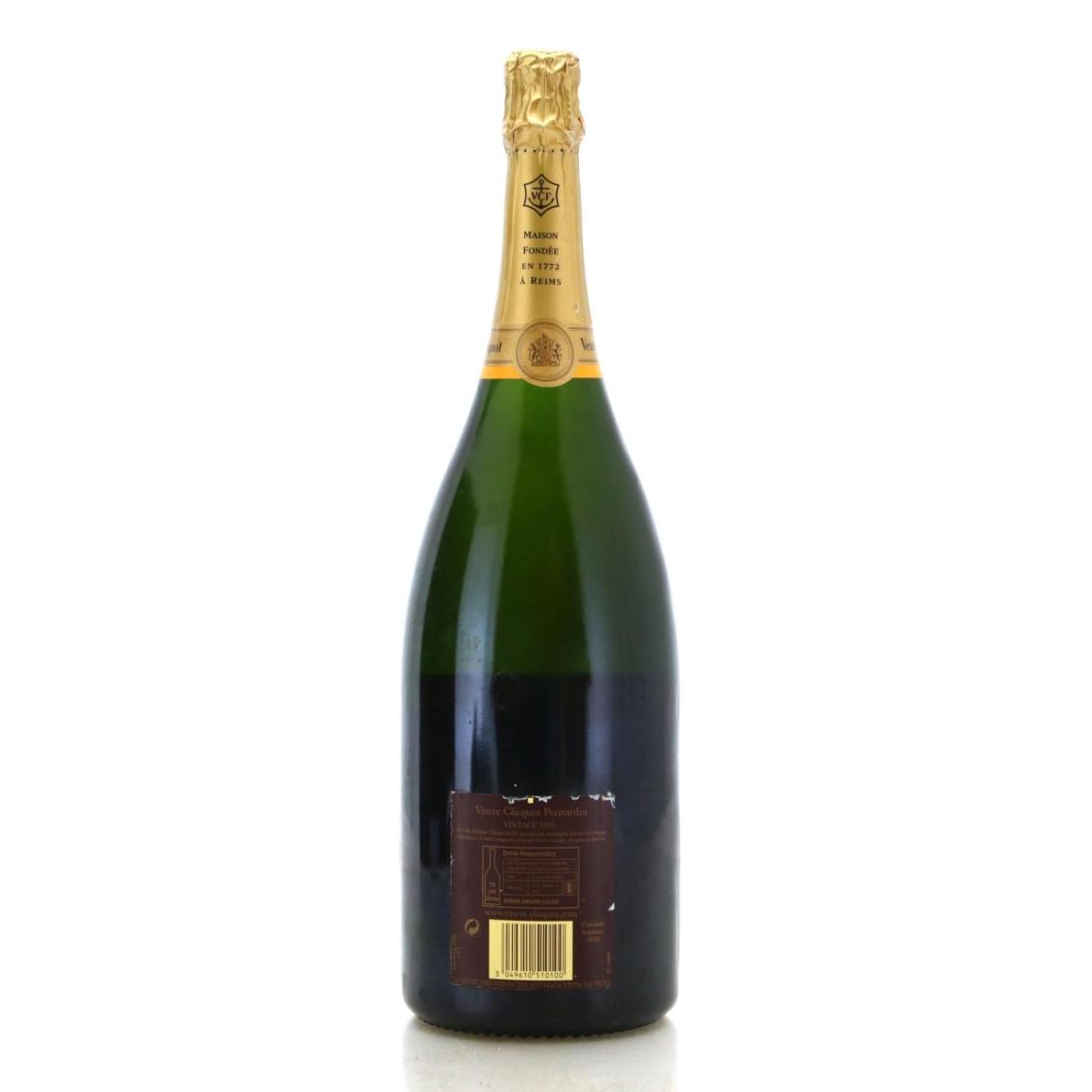 Image for Veuve Clicquot Ponsardin 1995 Vintage Champagne / Magnum