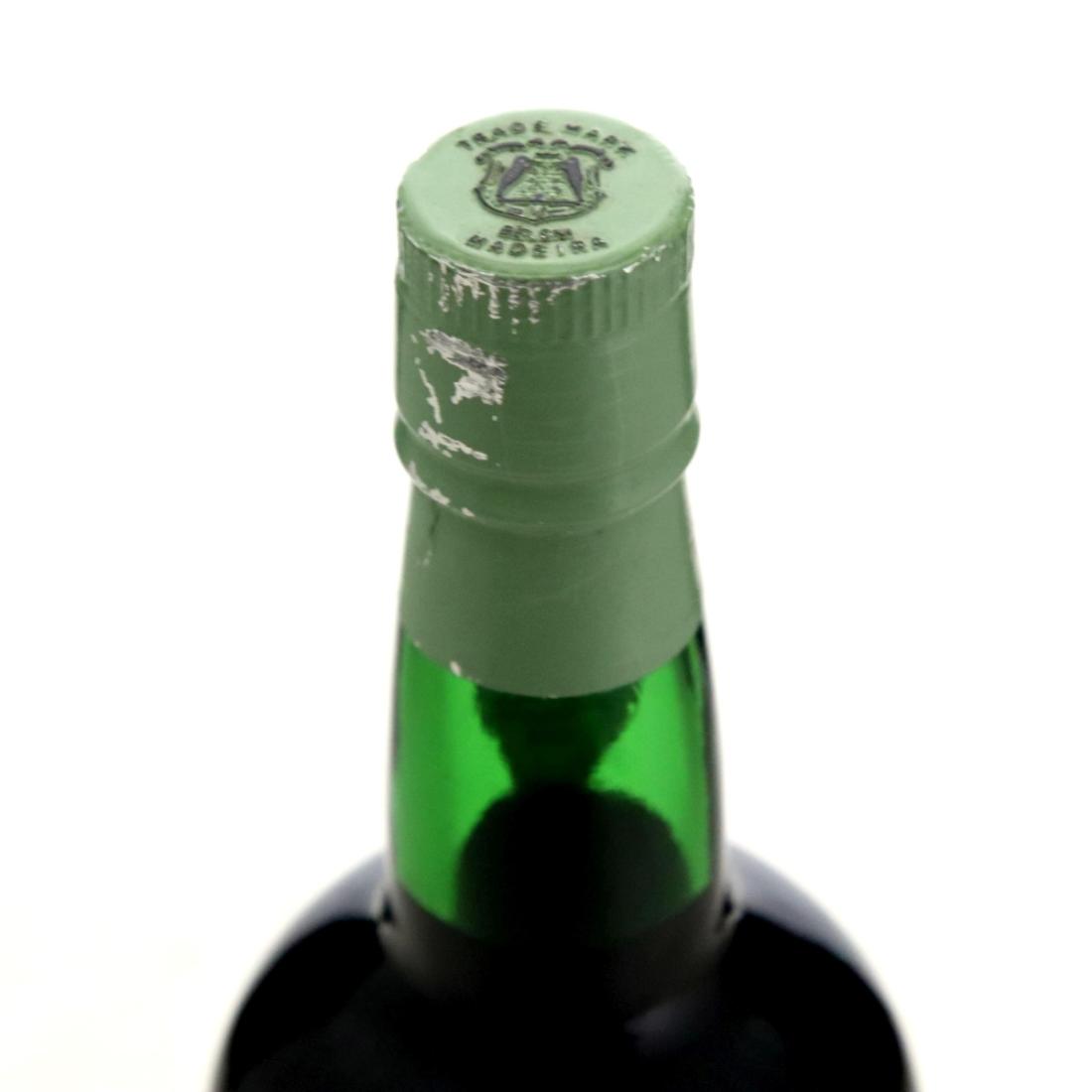 Image for Henriques & Henriques Meio Seco Madeira
