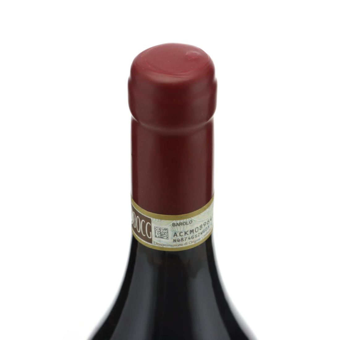 Giulia Negri Serradenari 2018 Magnum