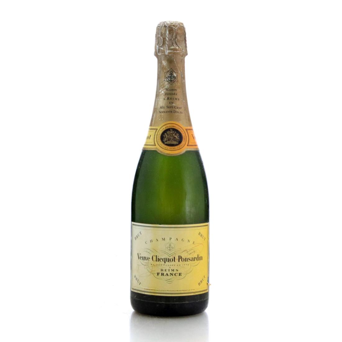 Image for Veuve Clicquot Yellow Label Brut Champagne
