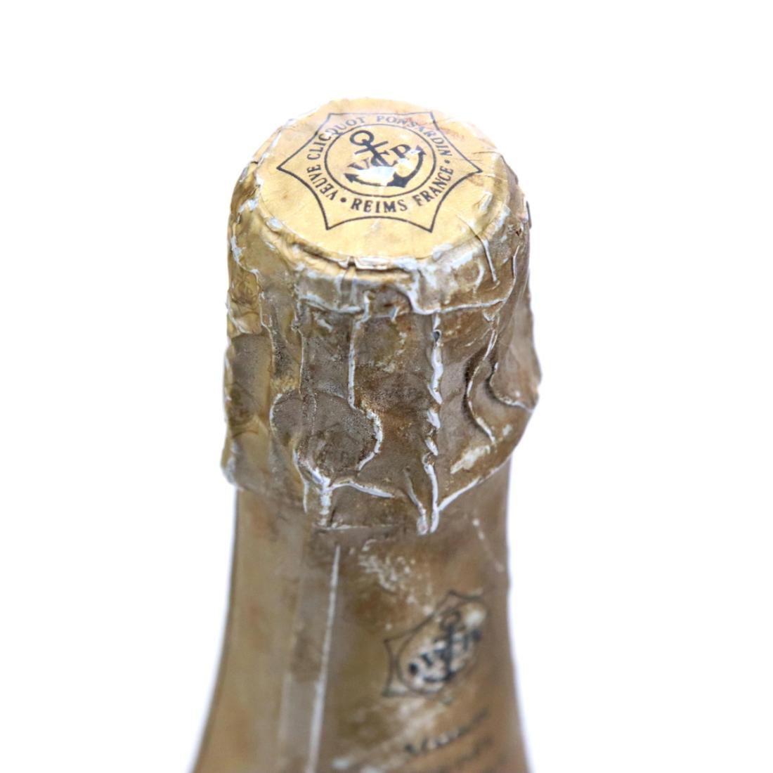 Image for Veuve Clicquot Yellow Label Brut Champagne