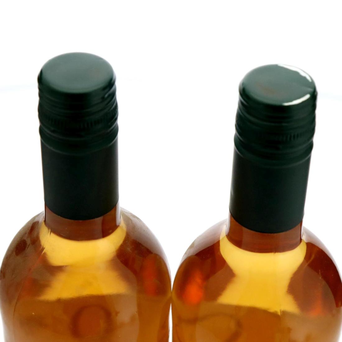Image for Cairn O'Mohr Spring Oak Leaf Wine x 2