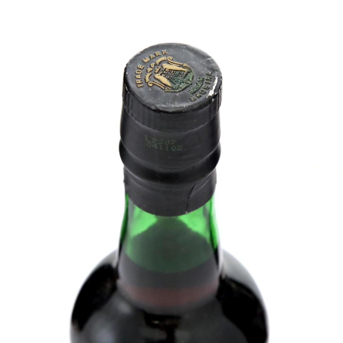 Image for Henriques & Henriques Medium Dry Madeira / half-bottle