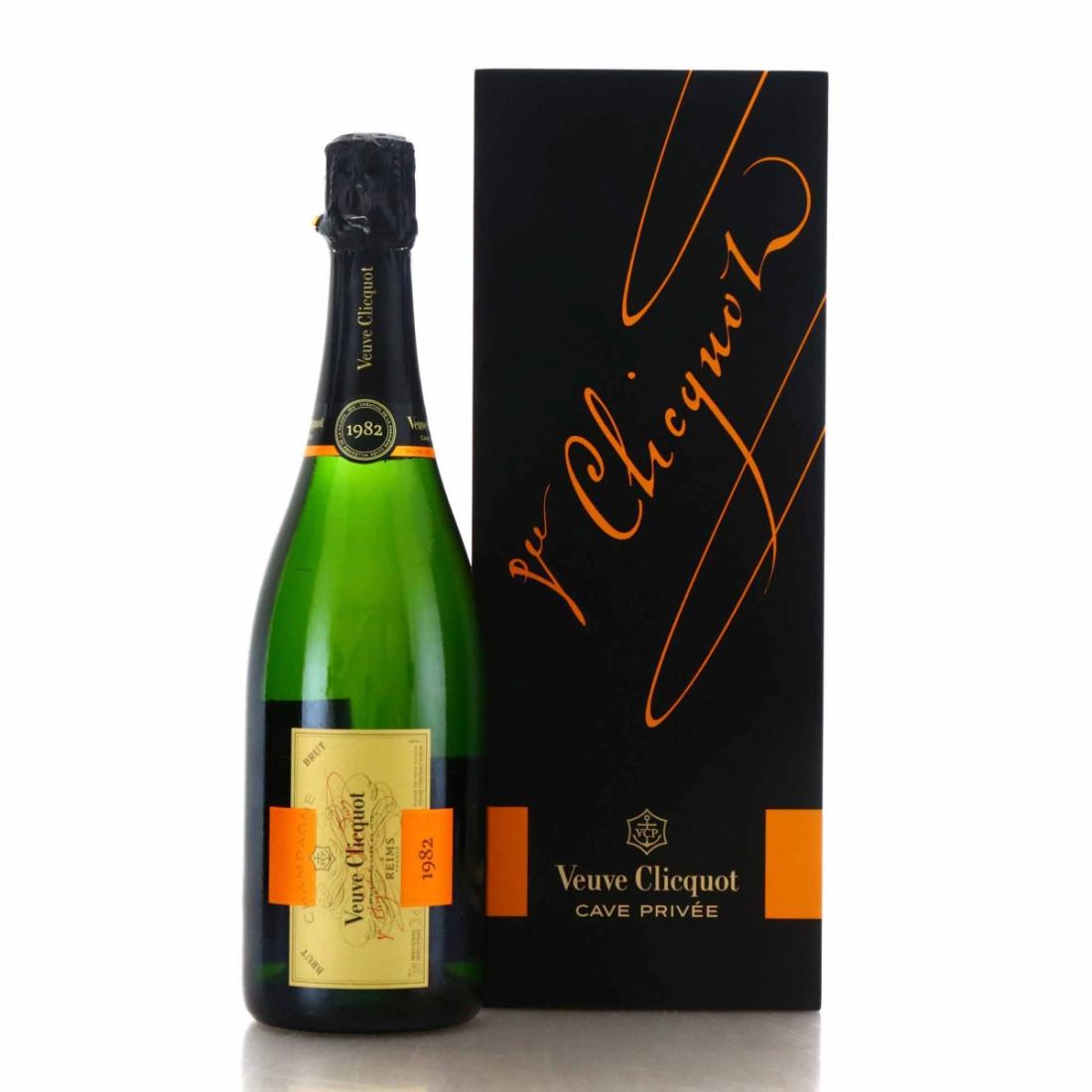Veuve Clicquot Ponsardin Cave Privee Brut 1982 Vintage Champagne
