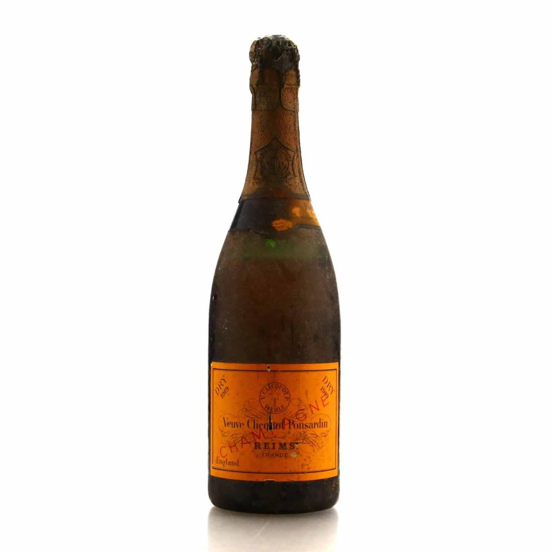 Image for Veuve Clicquot Yellow Label Dry 1919 Vintage Champagne