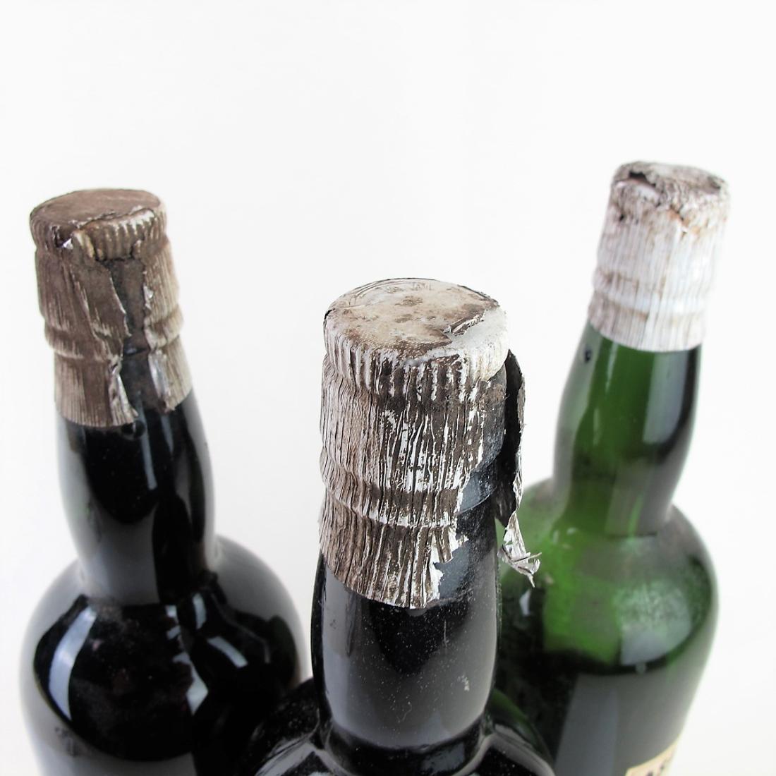 Image for Sandeman 3 Star Brown Sherry