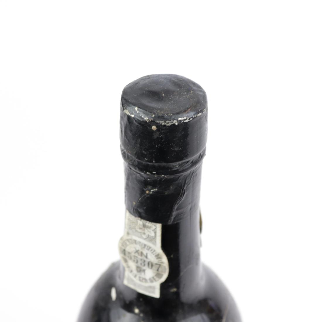 Image for Warre's Quinta Da Cavadinha 1986 Vintage Port