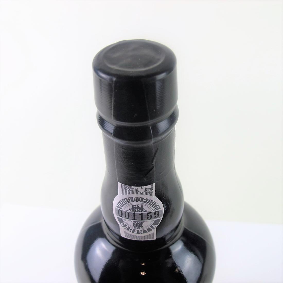 Image for Fortnum & Mason 2002 Crusted Port