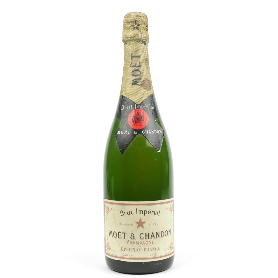 Image for Moet & Chandon Brut NV Champagne