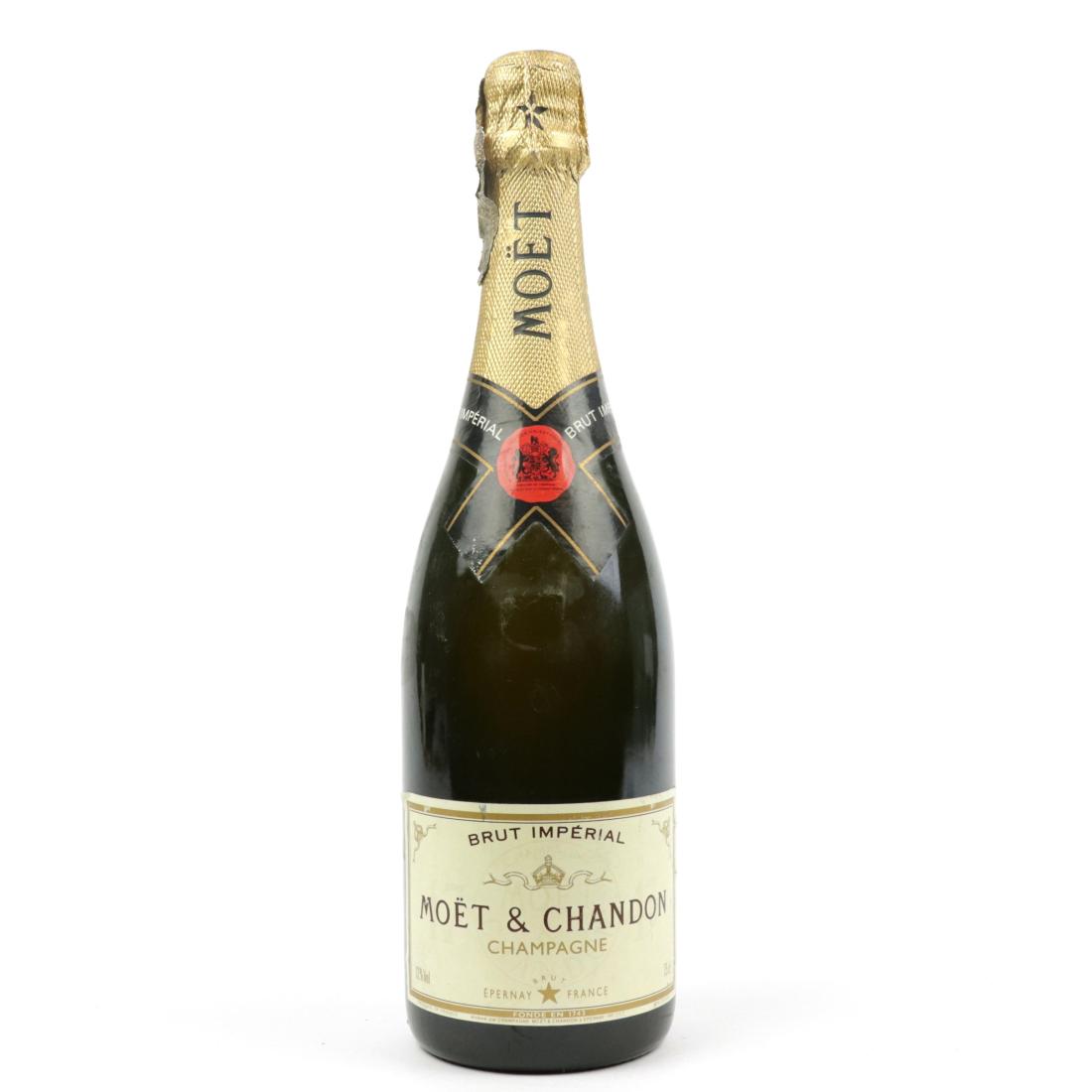 Image for Moet & Chandon Brut NV Champagne
