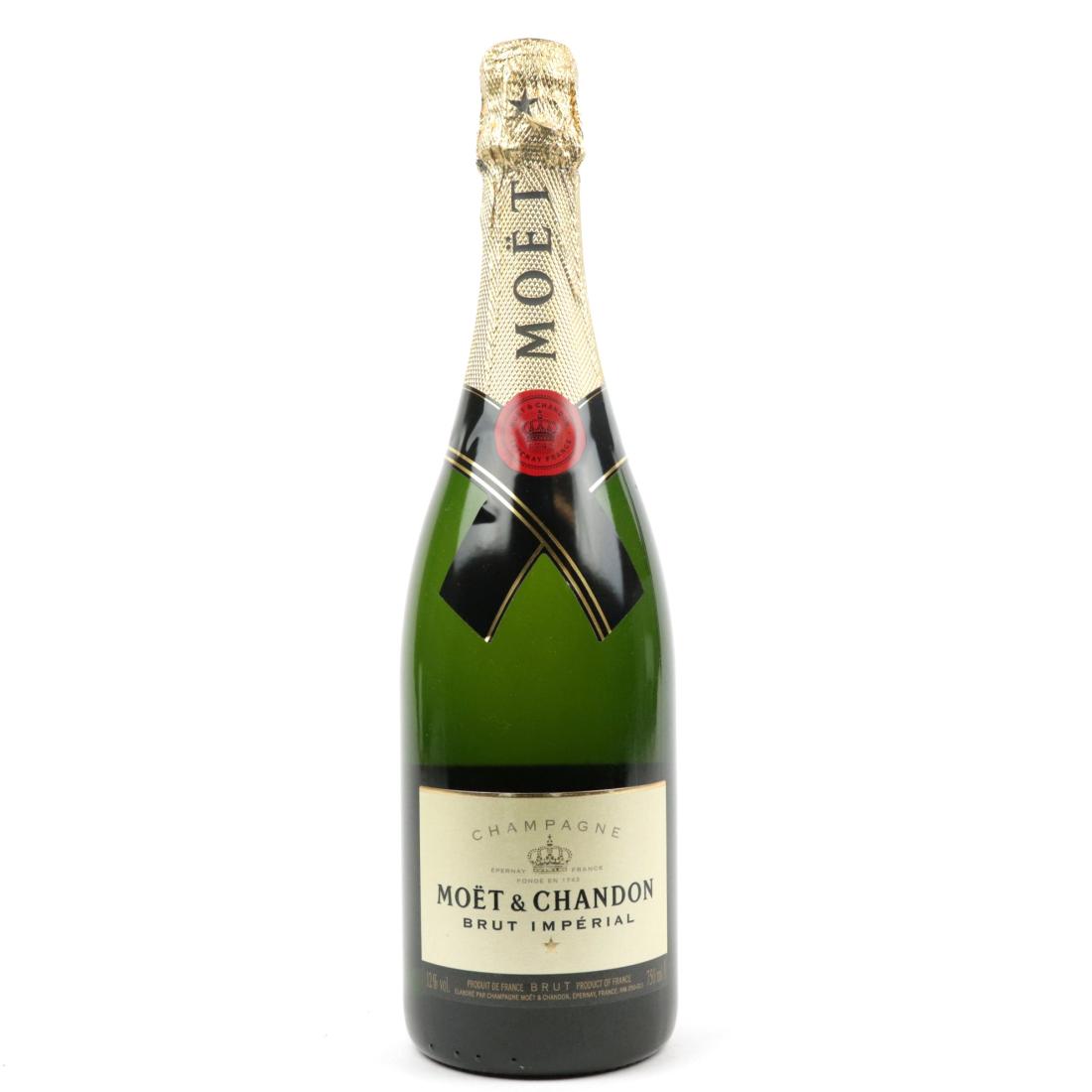 Image for Moet & Chandon Brut NV Champagne