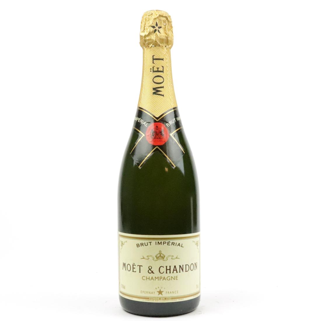 Image for Moet & Chandon Brut NV Champagne