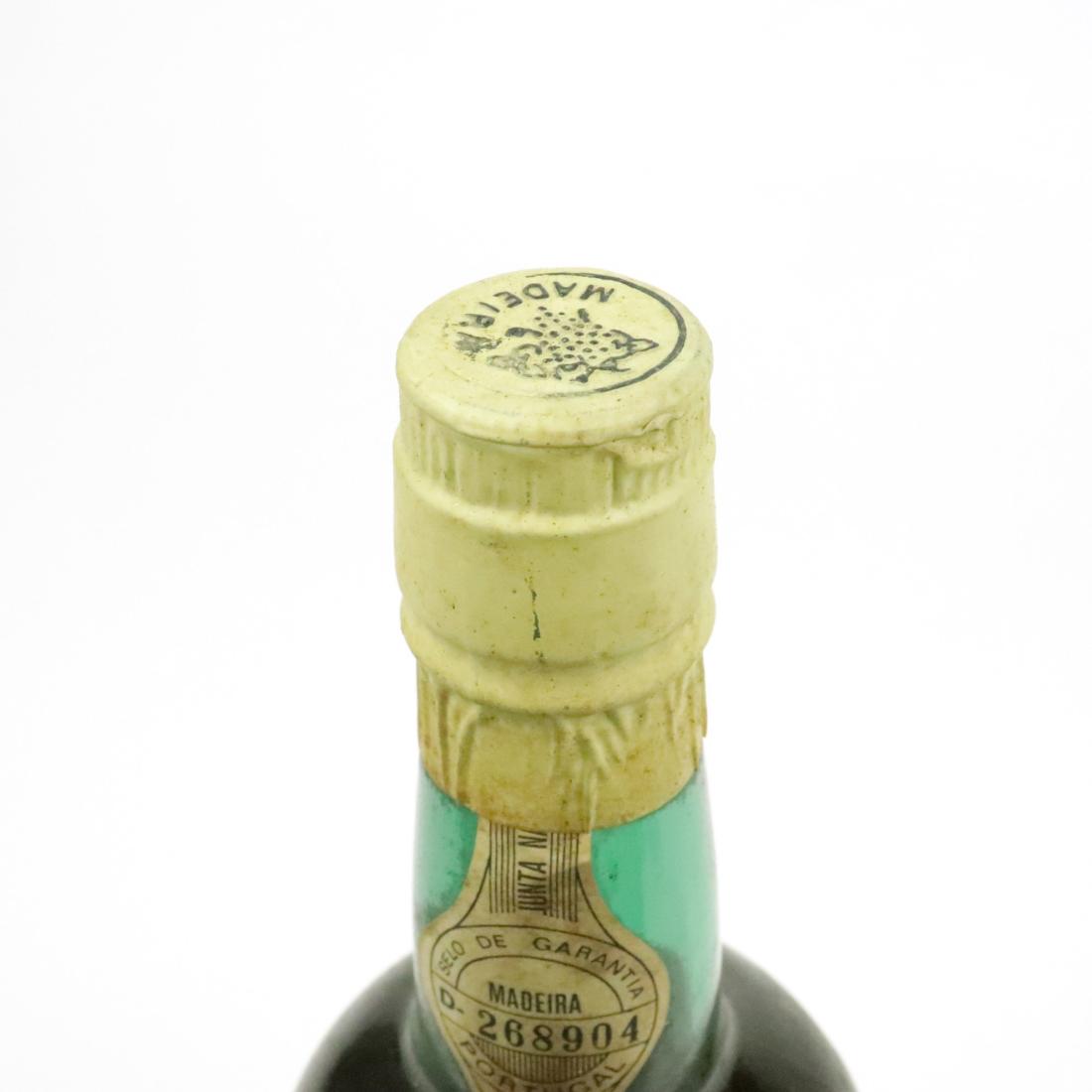 Image for Henriques & Henriques Sercial Madeira