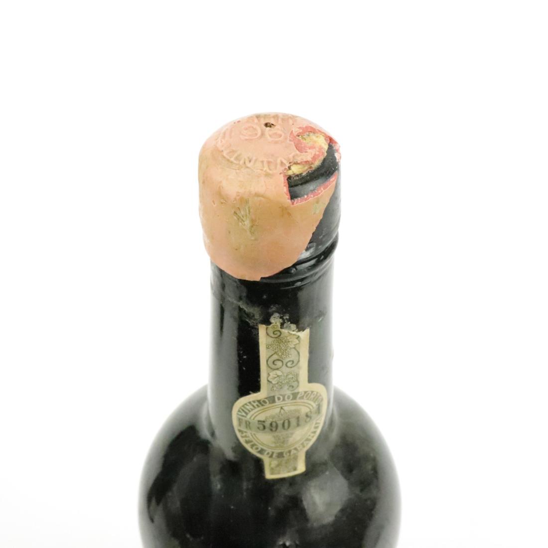 Image for Warre's 1966 Vintage Port x 12